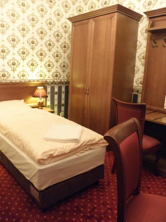 Palac Lucja Bb Zakrzow  Room photo