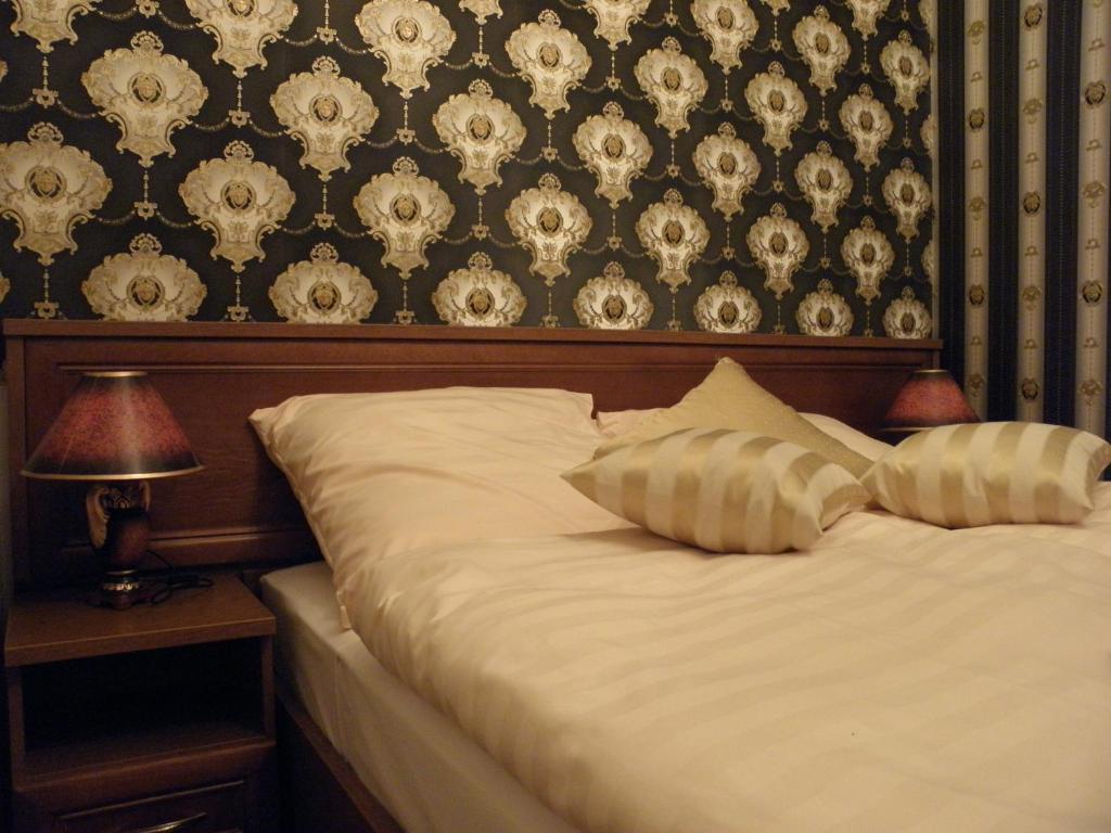 Palac Lucja Bb Zakrzow  Room photo